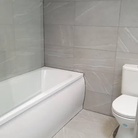 Daisy Lodge: Spacious Flat Near Blenheim Palace & Oxford Kidlington Exterior photo